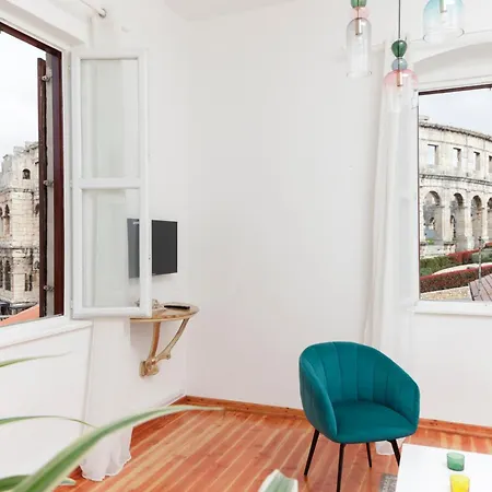 Apartman Scalierova 9 Pula Exterior photo