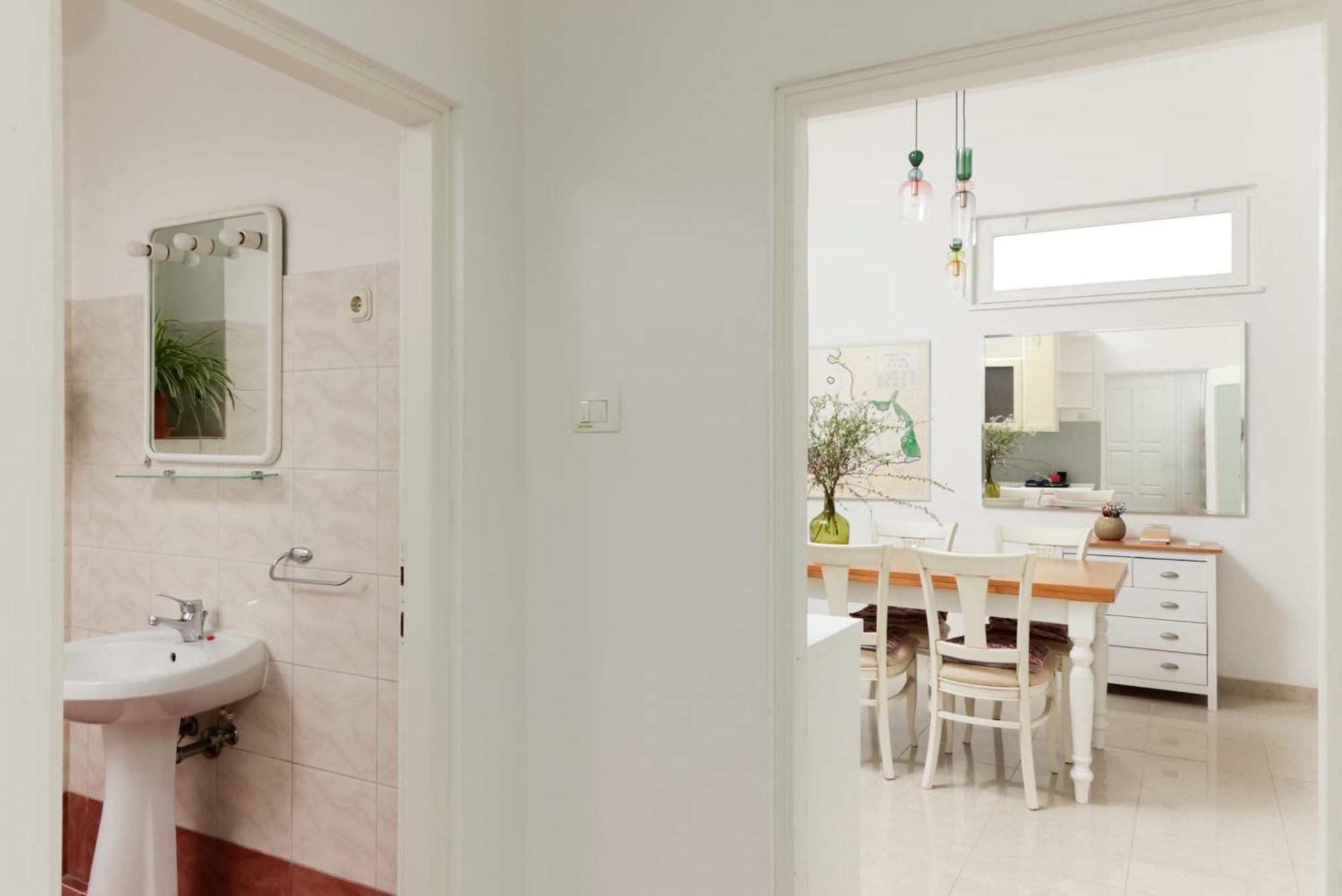 Apartment Scalierova 9 *